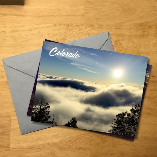 Stuur iemand een uitzicht boven de wolken uit Colo Briefkaart