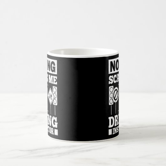 Stuurprogramma-instructeur Lessen Stuurprogramma Koffiemok (Center)