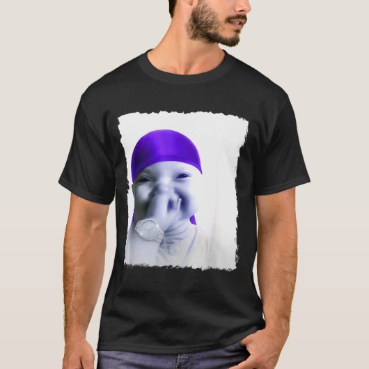 Stylish Ai Baby Holding Back Laugh Gigging Meme T-shirt (Voorkant)