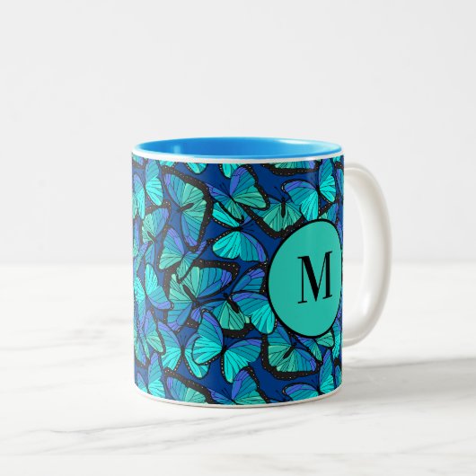 Stylish Blue Morpho Butterfly Pattern Monogramed Tweekleurige Koffiemok (Voorkant rechts)