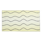 Stylish Buttery Lemon Zest Yellow Family Initial Kussensloop (Achterkant-Links)