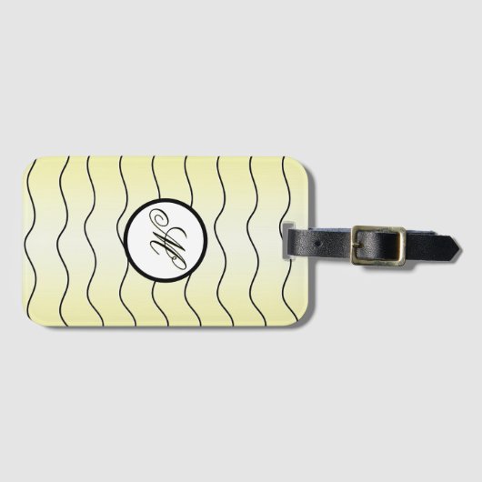 Stylish Calligraphy Initial Pastel Butter Yellow Bagagelabel (Voorkant (horizontaal))
