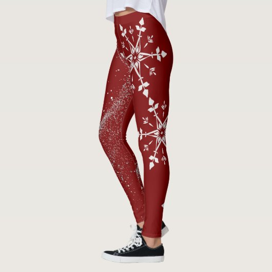 Stylish Christmas red leggings . (Links)