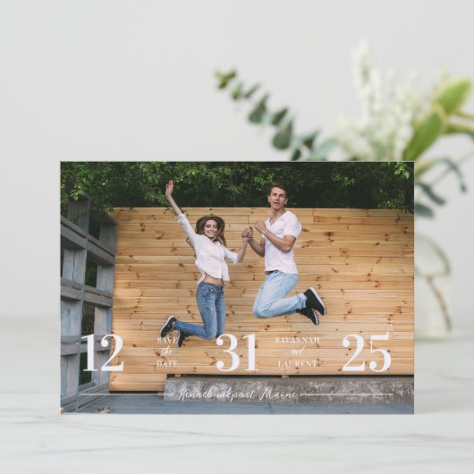 Stylish & Fun Unmatched Wedding Photo Card Save The Date (Staand voorkant)