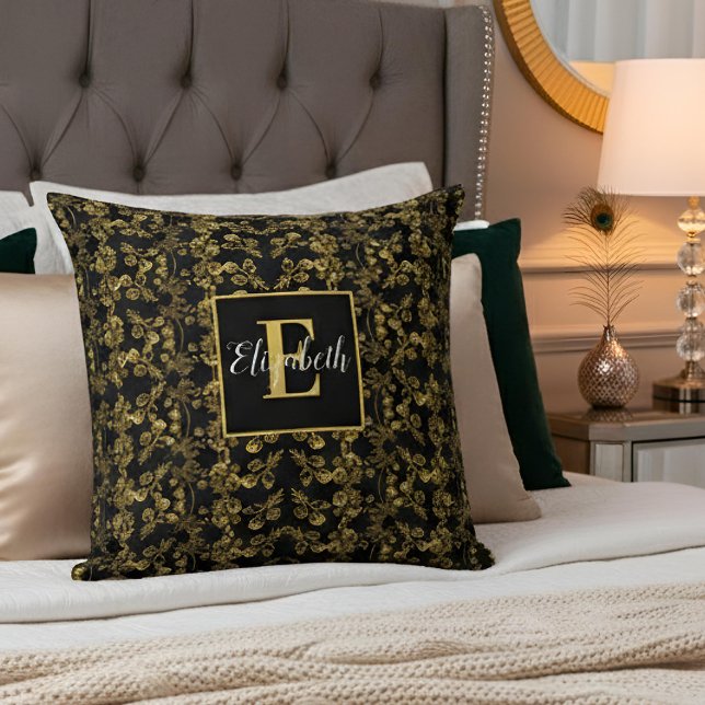 Stylish Gold en black damask swirl Monogramed Kussen (Creator heeft geüpload)