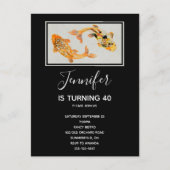 Stylish Gold Koi Fish Birthday Uitnodiging Briefkaart (Voorkant)