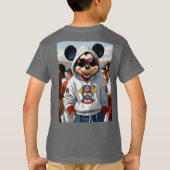 "Stylish Mickey: The White Hoodie Chronicles" T-shirt (Achterkant)