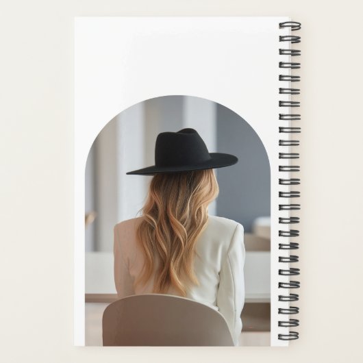 Stylish Modern Woman Entrepreneur Photo Monogram Planner (Achterkant)
