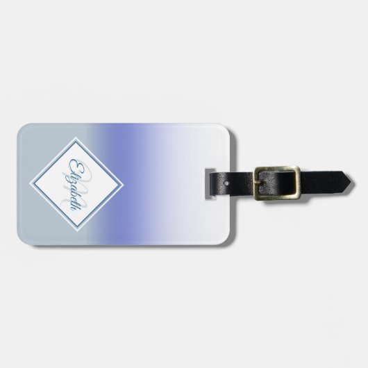 Stylish Ombre Blue Pastel Initiaal Letter Monogram Bagagelabel (Voorkant horizontaal)