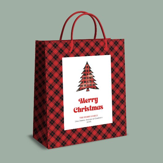 Stylish red black plaid Christmas bag custom name Medium Cadeauzakje