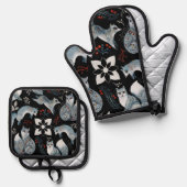  Stylized blue foxes with intricate floral designs Ovenwant & Pannenlap Set (Voorkant / Achterkant)