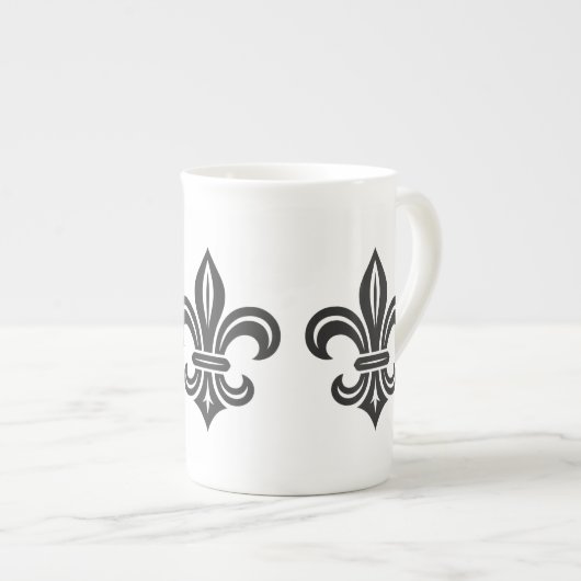 "Stylized Fleur-de-lis" Specialty Mug Porselein Kop (Voorkant rechts)