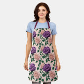 Stylized Purple Roses With Green Accents Schort (Gedragen)