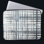 stylus - Patroon controleren Laptop Sleeve<br><div class="desc">Stylus I van Chariklia Zarris. De eigenschappen strepen tegen een witte achtergrond die een geraken-als patroon creëer.</div>