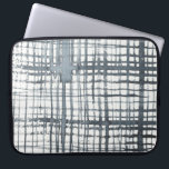 stylus - Patroon controleren Laptop Sleeve<br><div class="desc">Stylus I van Chariklia Zarris. De eigenschappen strepen tegen een witte achtergrond die een geraken-als patroon creëer.</div>