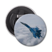 SU-27 flenker boven de wolken Button Flesopener (Voorkant)