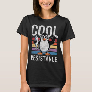 Subtiele koele weerstand Penguin Tarieven Protest  T-shirt