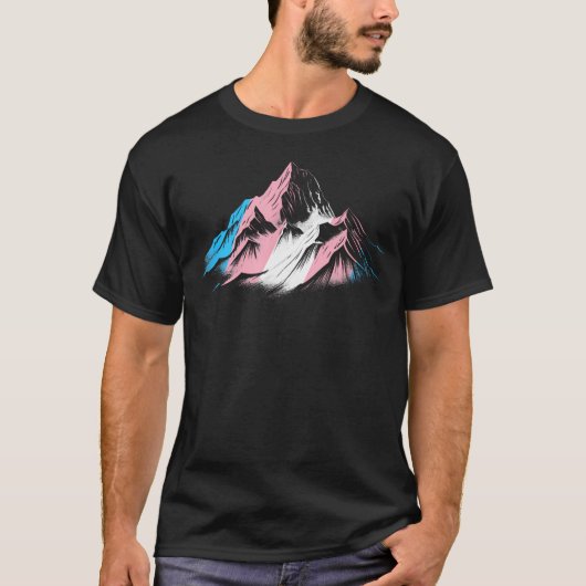 Subtiele Transgender Pride Month Bergwandelen T-shirt (Voorkant)