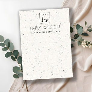 SUBTLE WITTE CERAMISCHE TEXTURE EARRING DISPLAY LO VISITEKAARTJE