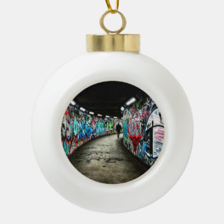 Subway graffiti keramische bal ornament