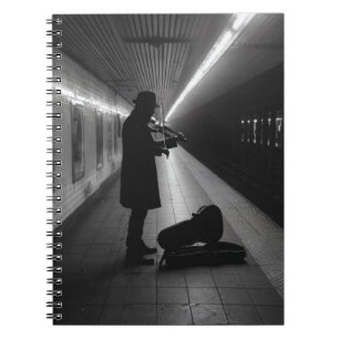 Subway Violin Street Musician Notitieboek