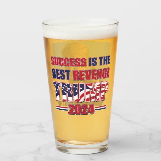 Succes is de beste wraak Trump 2024 Glas (Voorkant gevuld)