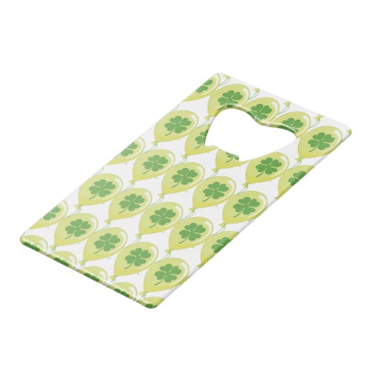 Succes met St. Patrick's Clovers Creditkaart Flessenopener (Achterkant Gekanteld)
