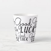 Succes Zwart Wit Typografie Lucky Latte Mok (Voorkant)