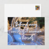 Succesvolle vrouw citeert foto's met een gouden tr briefkaart (Voorkant / Achterkant)