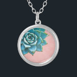 Succulente Waterverf Roze kant Zilver Vergulden Ketting<br><div class="desc">Dit romantische ketting heeft een waterzucht op een vlakke roze achtergrond. Als je een bruiloft plant,  met succulenten in je boeketen,  dan zouden dit mooie bruidsmaïde kettingen zijn.</div>