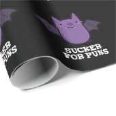 Sucker for Puns Funny Baby Bat Pun Dark BG Cadeaupapier (Rol Hoek)