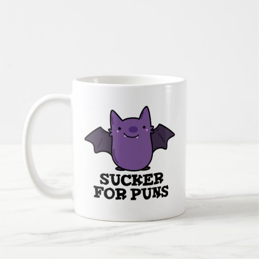 Sucker for Puns Funny Baby Bat Pun Koffiemok (Links)