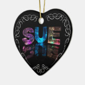 Sue - De naamsue in 3D-lichten (foto) Keramisch Ornament (Links)