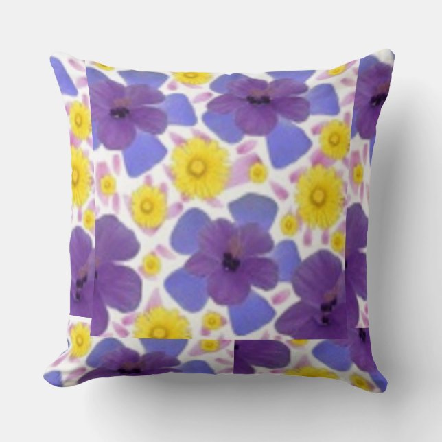 Sue Florah Throw Design Kussen (Voorkant)