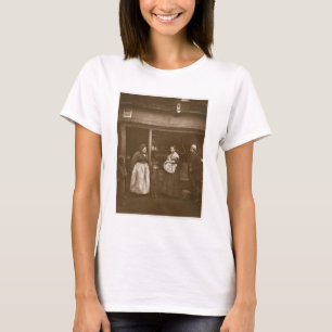 Sufferers uit de overstroming, uit 'Street Life in T-shirt