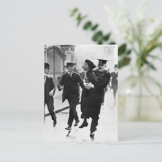 Suffragette Emmeline Pankhurst gearresteerd in 191 Briefkaart (Staand voorkant)