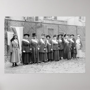 Suffragette pickets: 1917 poster