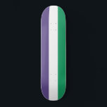 Suffragette vlag persoonlijk skateboard<br><div class="desc">Dit ontwerp kenmerkt zich door de vlag van de suffragette beweging die in de twintigste eeuw heeft gestreden voor het stemrecht bij openbare verkiezingen, bekend als het stemrecht voor vrouwen. De term "suffragette" werd voor het eerst gebruikt om de beweging te belemmeren, maar de betrokken vrouwen hebben de nieuwe naam...</div>