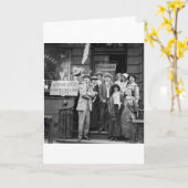 Suffragettes en Hun Man, 1913 Kaart (Gele Bloem)