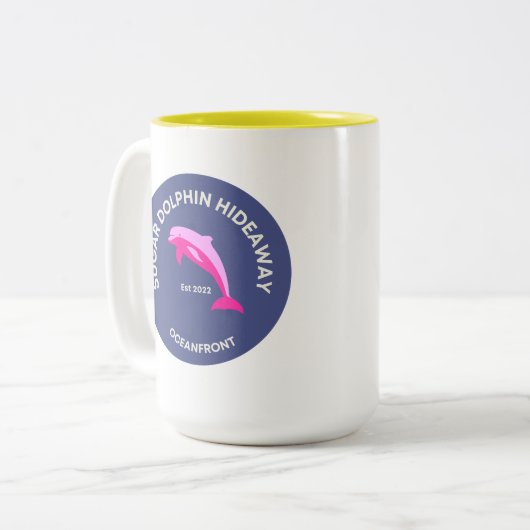 Sugar Dolphin Hideaway Logo Beach Koffie Mok (Voorkant links)