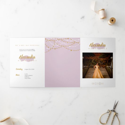 Sugar Plum Paars Foto Quinceanera Drieluik Uitnodiging (Buitenkant)