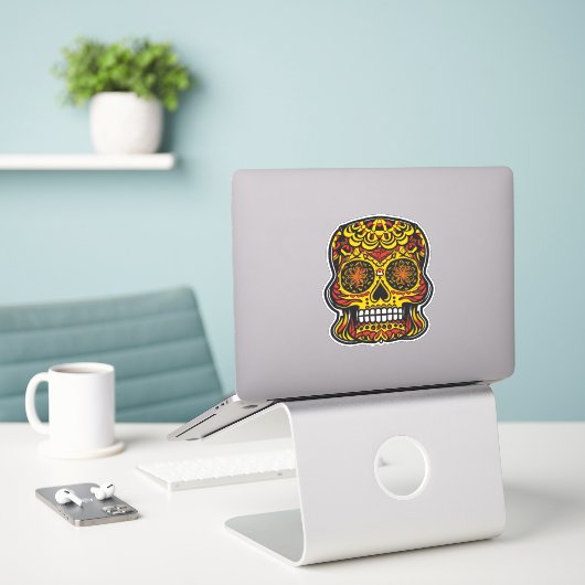 Sugar Skull Art - Kleurrijk Rood met Geel Sticker (Laptop op bureau)