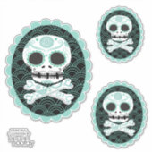 Sugar Skull n Crossbones Cameo Tattoo Cut Sticker (Voorkant)