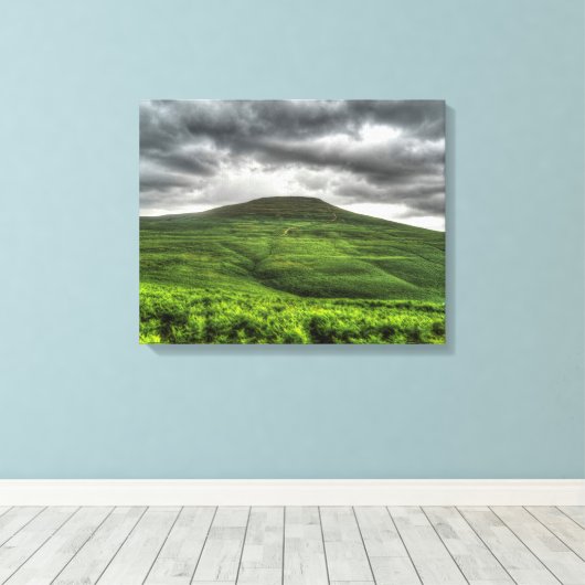 Sugarloaf berg in Wales Canvas Print (Insitu (Houten vloer))
