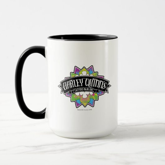 Suicide Squad | Tattoo van Harley Quinn Parlor Lot Mok (Links)