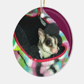 Suikerglijder die een Pet draagt Keramisch Ornament (Links)