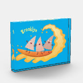 Suikernachos-maïschips surfende cartoon fotoblokken (Links)