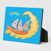 Suikernachos-maïschips surfende cartoon fotoplaat (Zijkant)