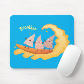 Suikernachos-maïschips surfende cartoon muismat (Met muis)