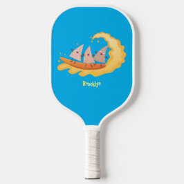 Suikernachos-maïschips surfende cartoon pickleball paddle
